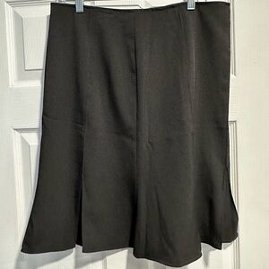 Elegant Black Women's Skirt